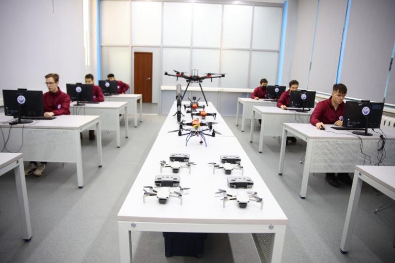 Лаборатория БПЛА: мир беспилотных систем в современном образовании