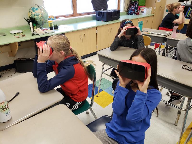 Как используется виртуальная и дополненная реальность в школе? 